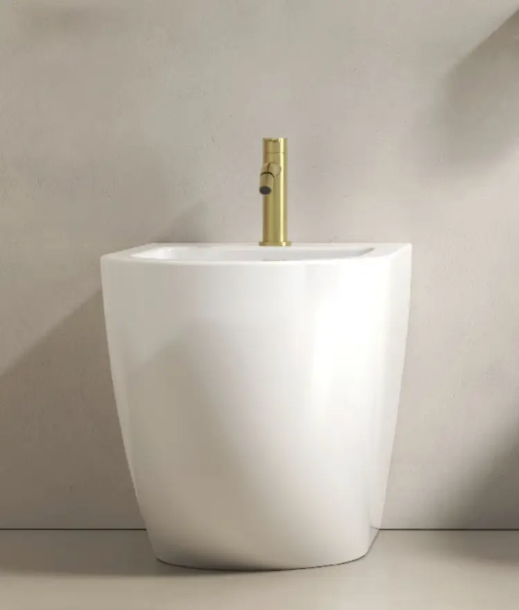 Lire la suite à propos de l’article Mitigeur lave-mains : praticité et design pour les petits espaces